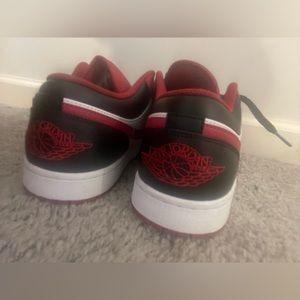 Air Jordan 1 Low 'Reverse Black Toe' never walked in only tried on